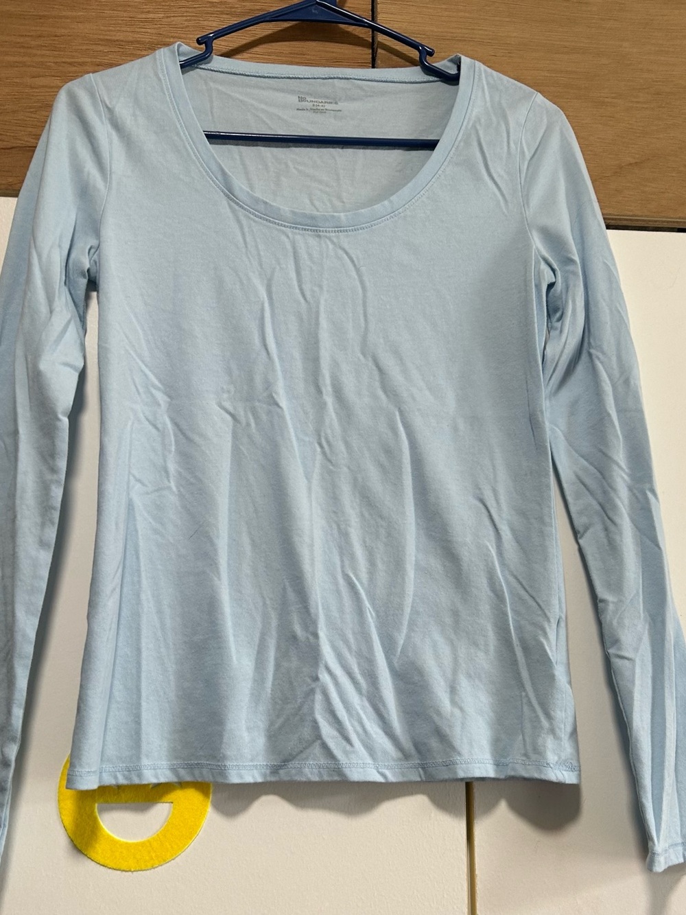 No Boundaries Light Blue Long Sleeve Scoop Neck Top